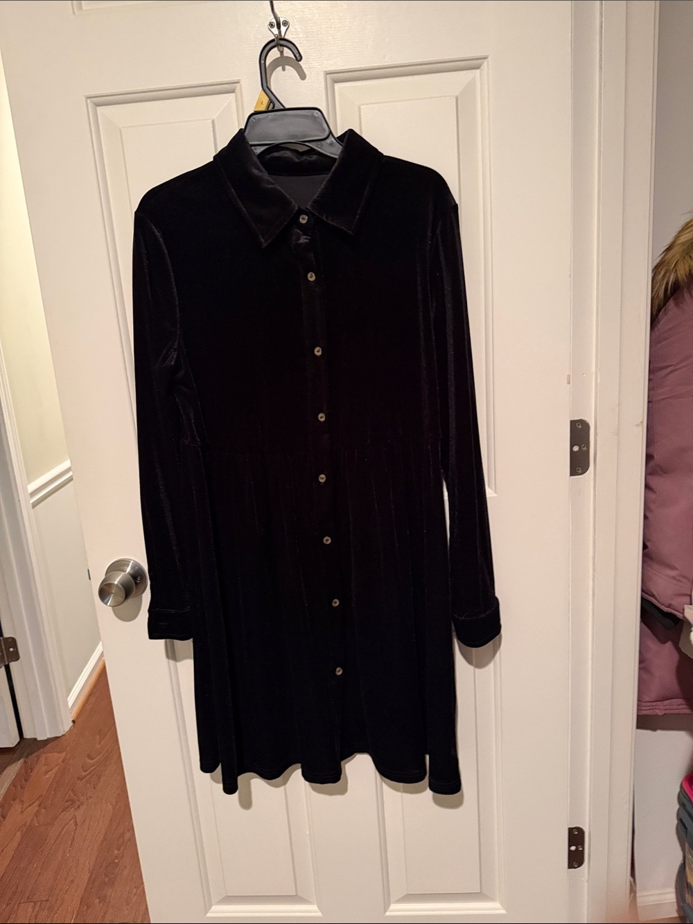 Black Velvet Button-Front Long Sleeve Dress